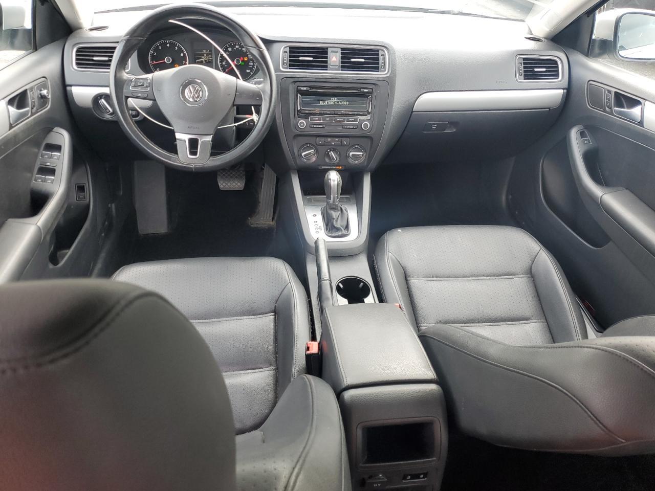 2014 VOLKSWAGEN JETTA