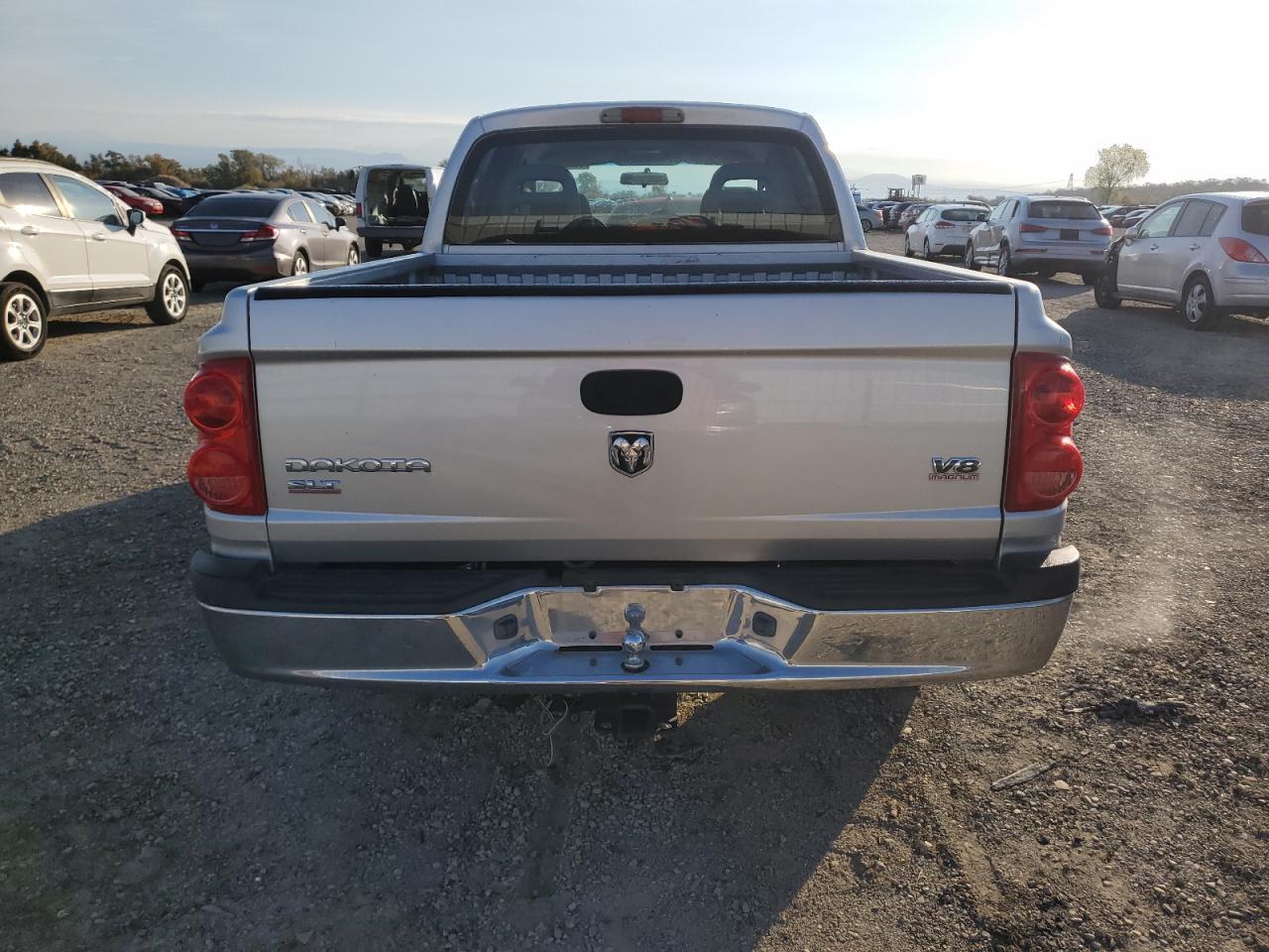 2006 DODGE Dakota