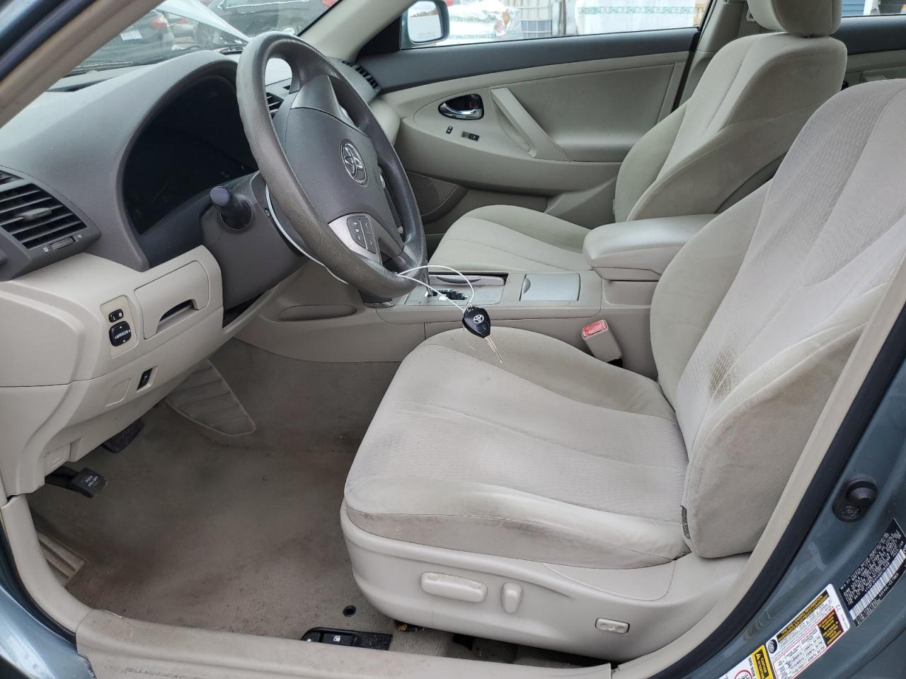 2010 TOYOTA CAMRY