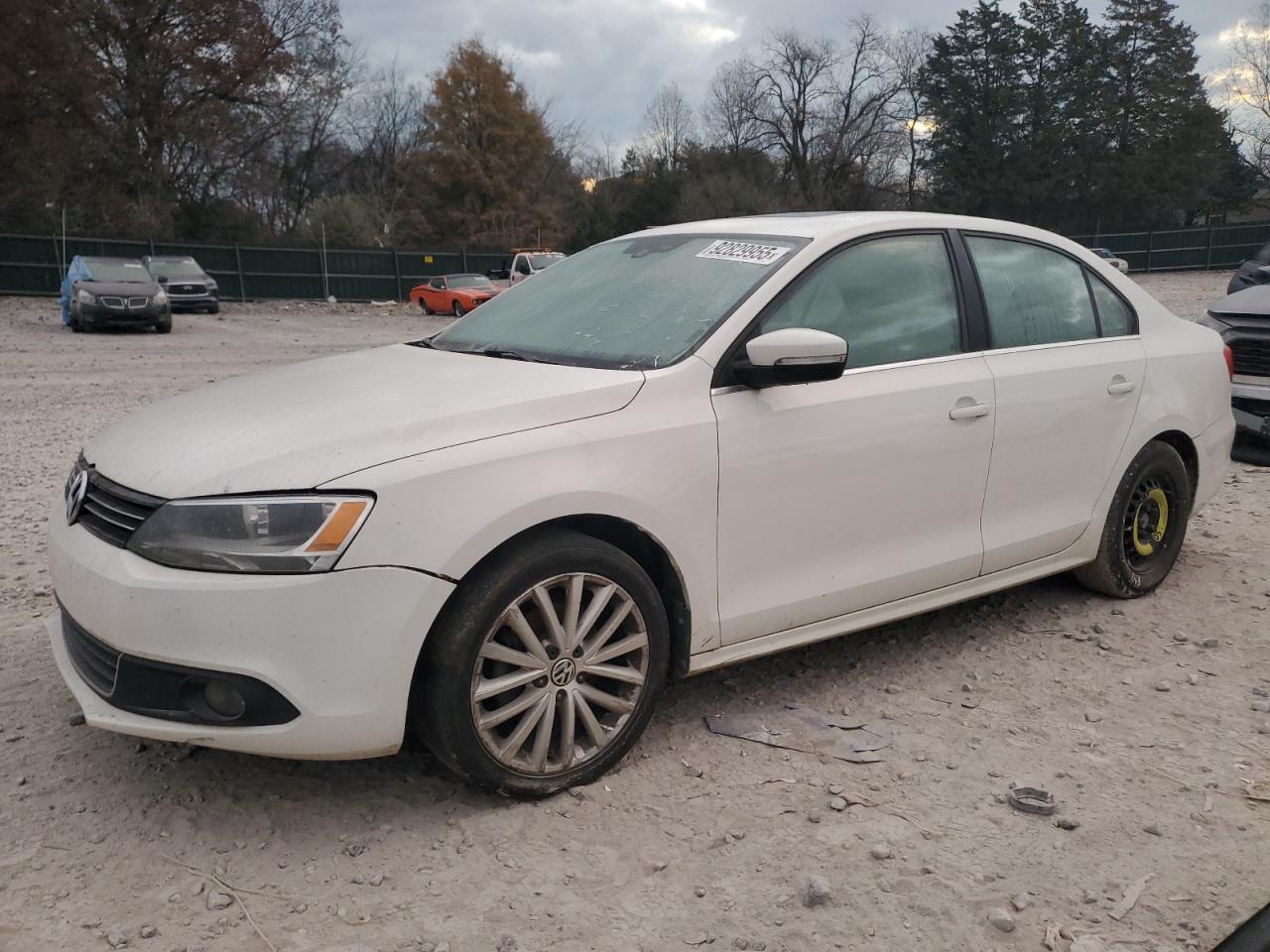 2014 VOLKSWAGEN JETTA