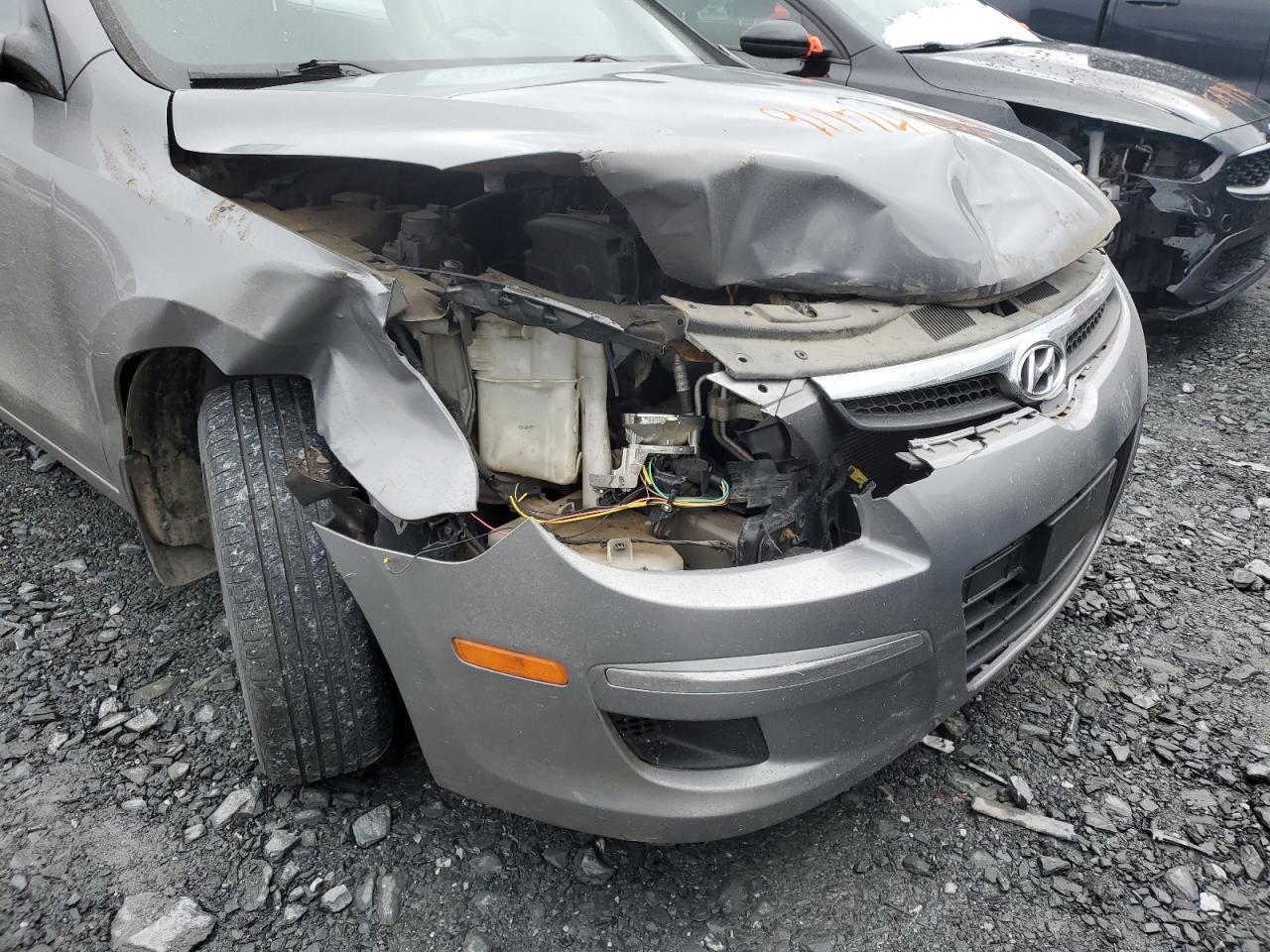 2012 HYUNDAI ELANTRA