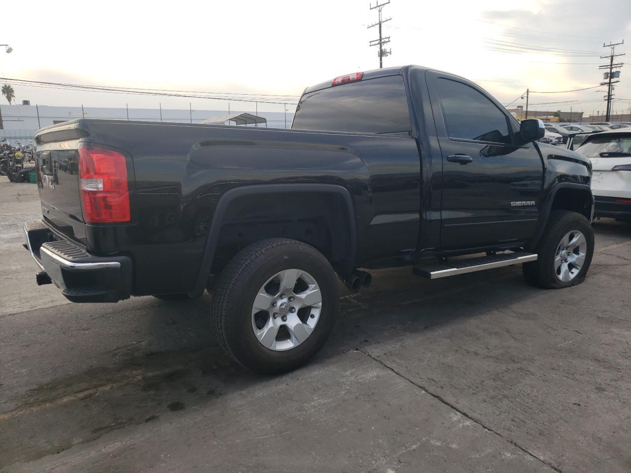 2016 GMC Sierra