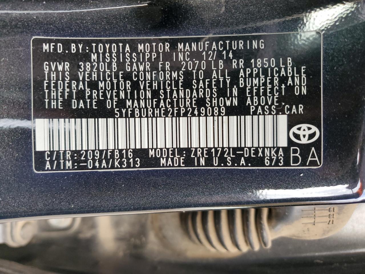 2015 TOYOTA COROLLA