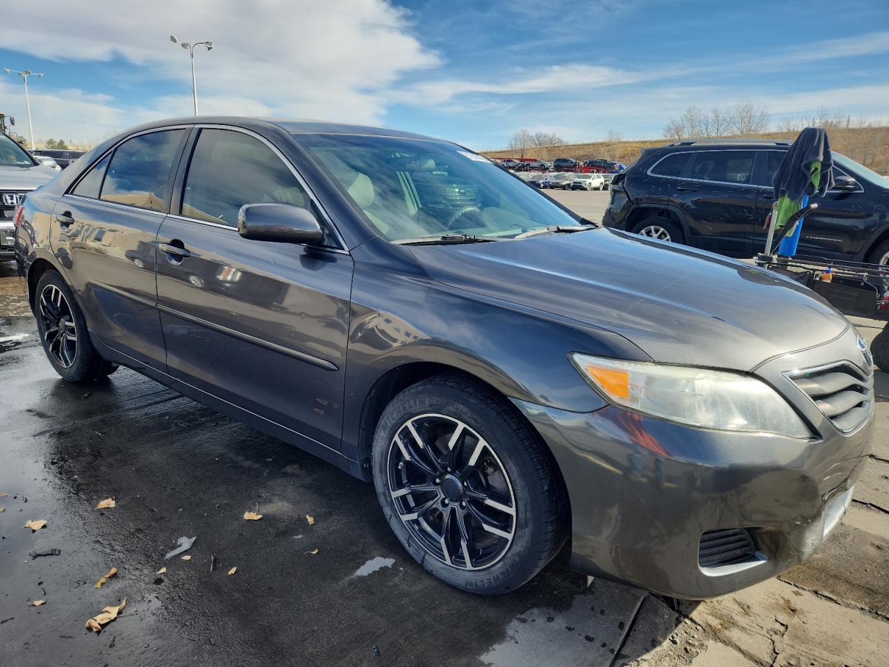 2011 TOYOTA CAMRY
