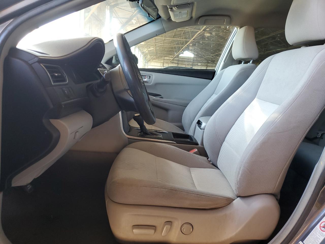 2016 TOYOTA CAMRY