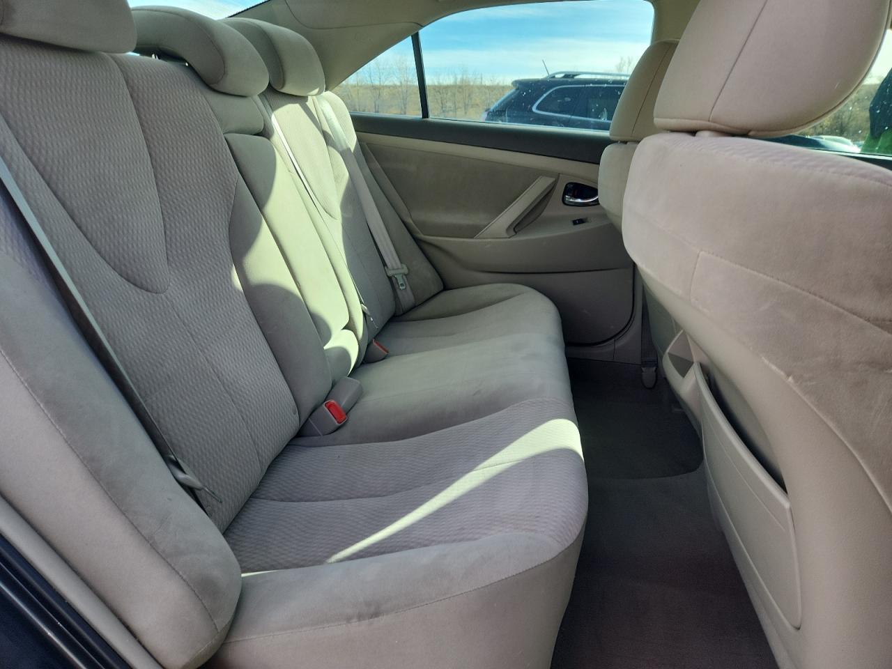2011 TOYOTA CAMRY