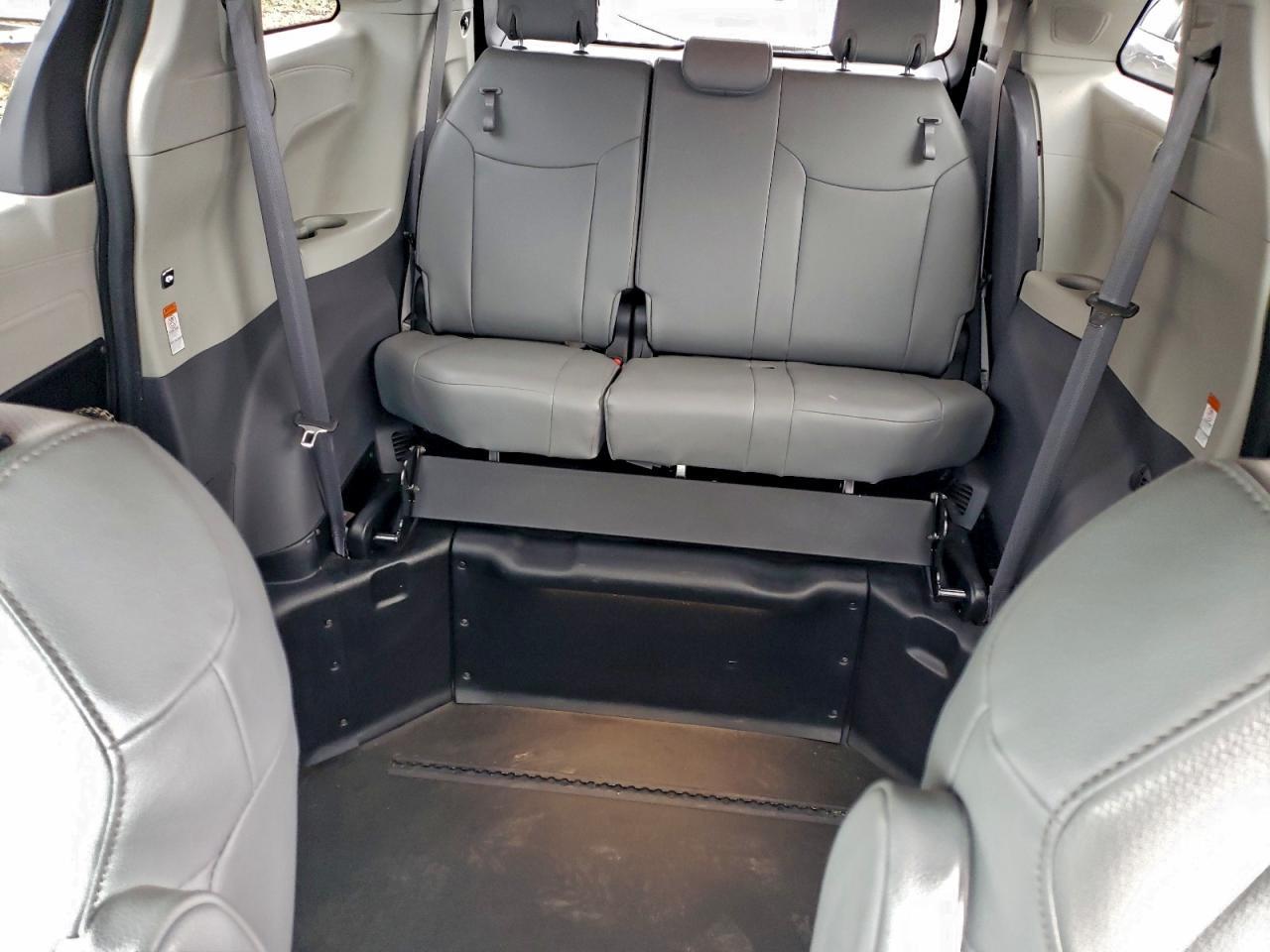 2023 TOYOTA SIENNA