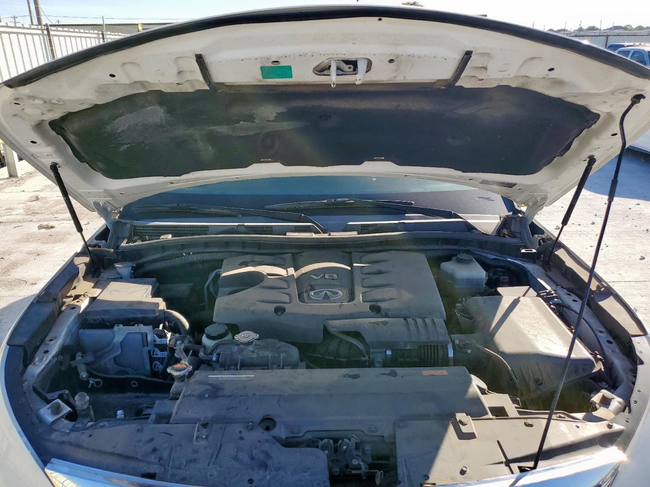 2011 INFINITI QX56