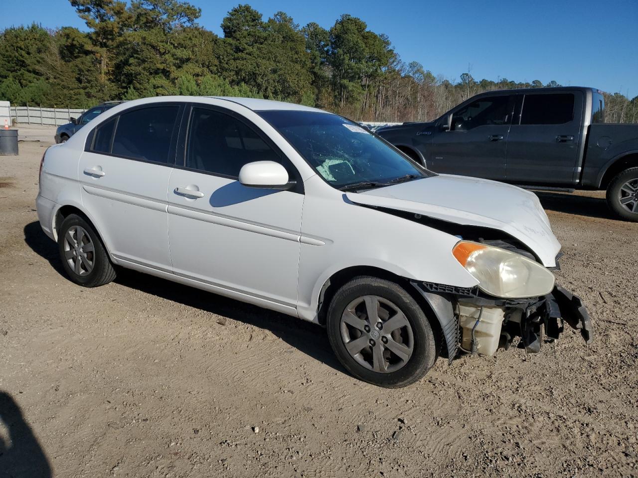 2011 HYUNDAI ACCENT