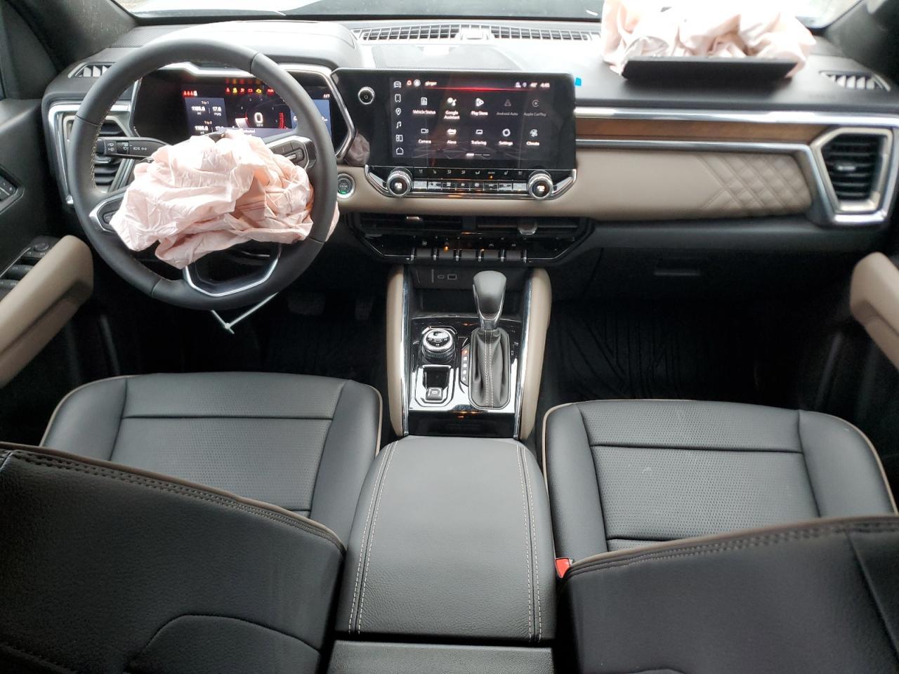 2024 GMC CANYON