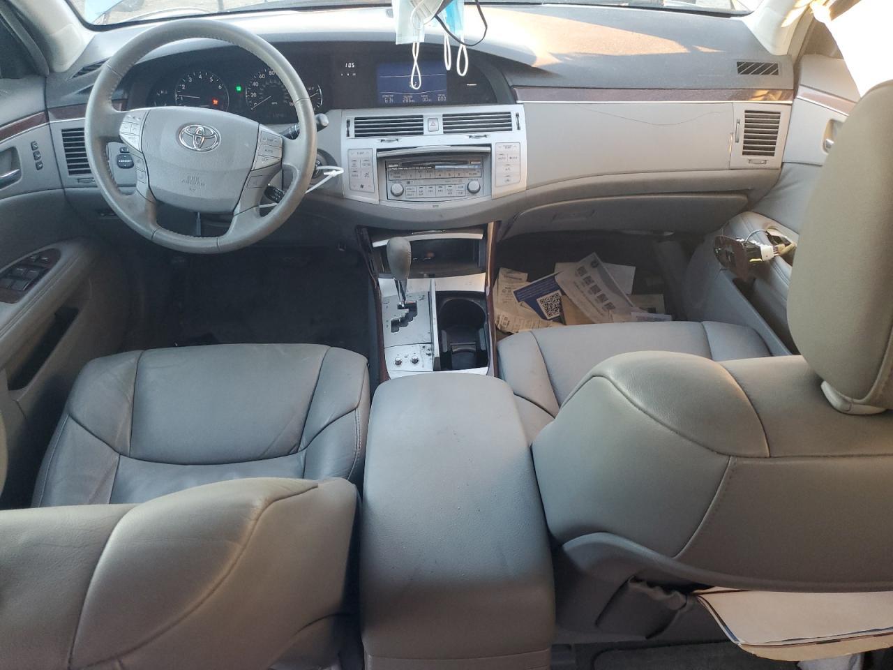 2009 TOYOTA Avalon