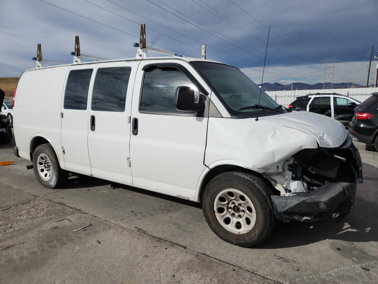 2013 CHEVROLET Express 1500