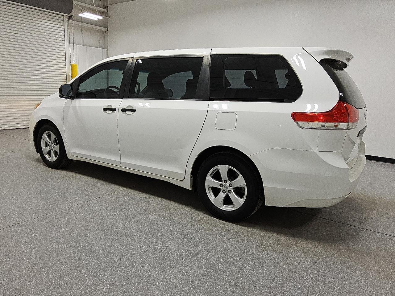 2014 TOYOTA SIENNA