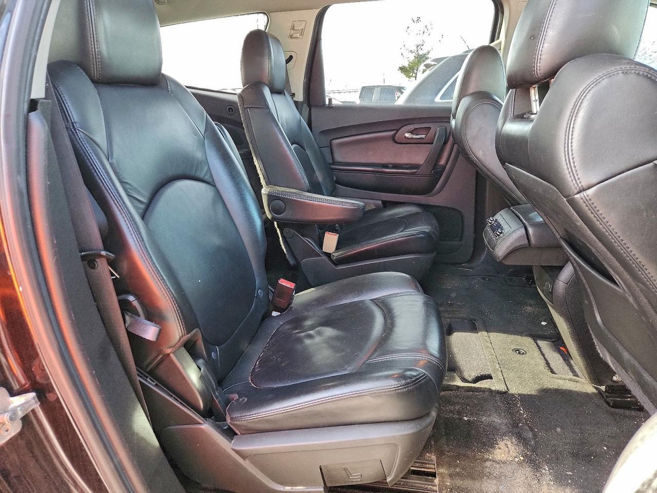 2011 CHEVROLET TRAVERSE