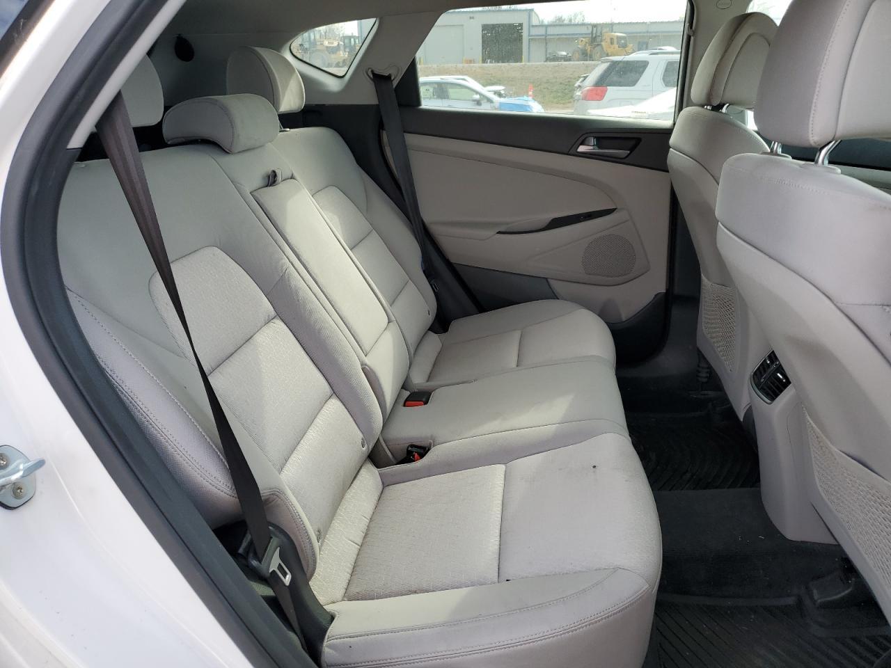 2017 HYUNDAI TUCSON