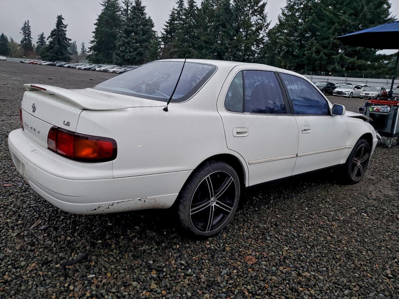1996 TOYOTA CAMRY