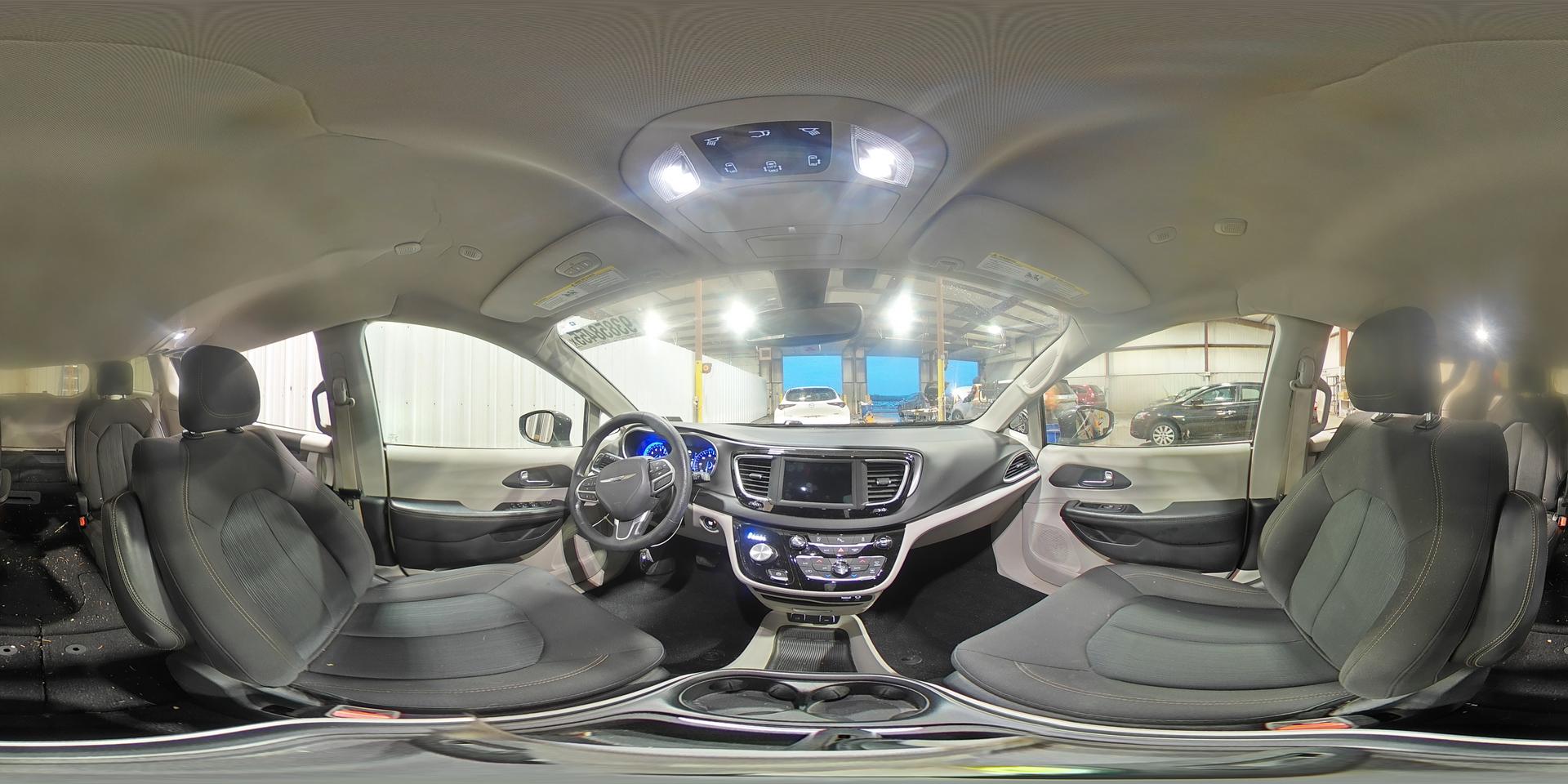 2020 CHRYSLER Pacifica