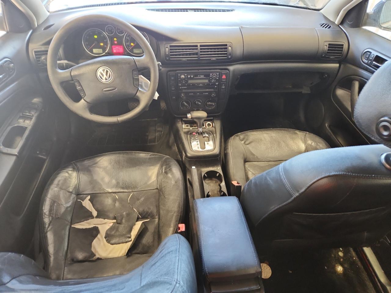 2001 VOLKSWAGEN Passat