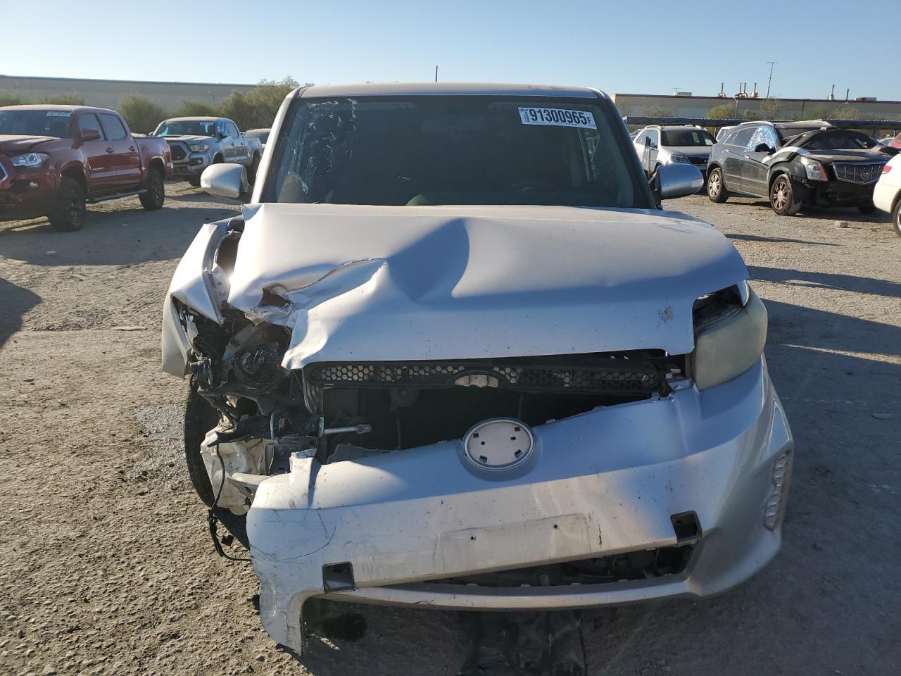 2015 TOYOTA SCION