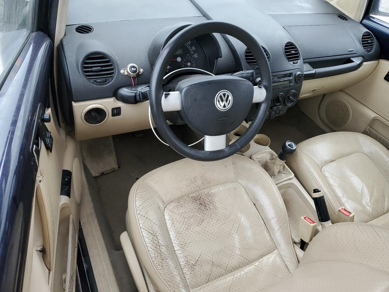 2001 VOLKSWAGEN Beetle