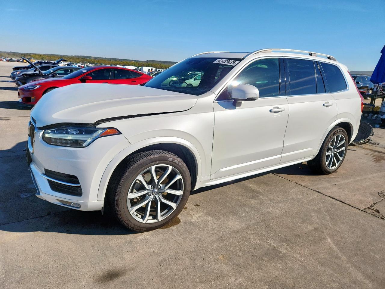 2019 VOLVO XC90