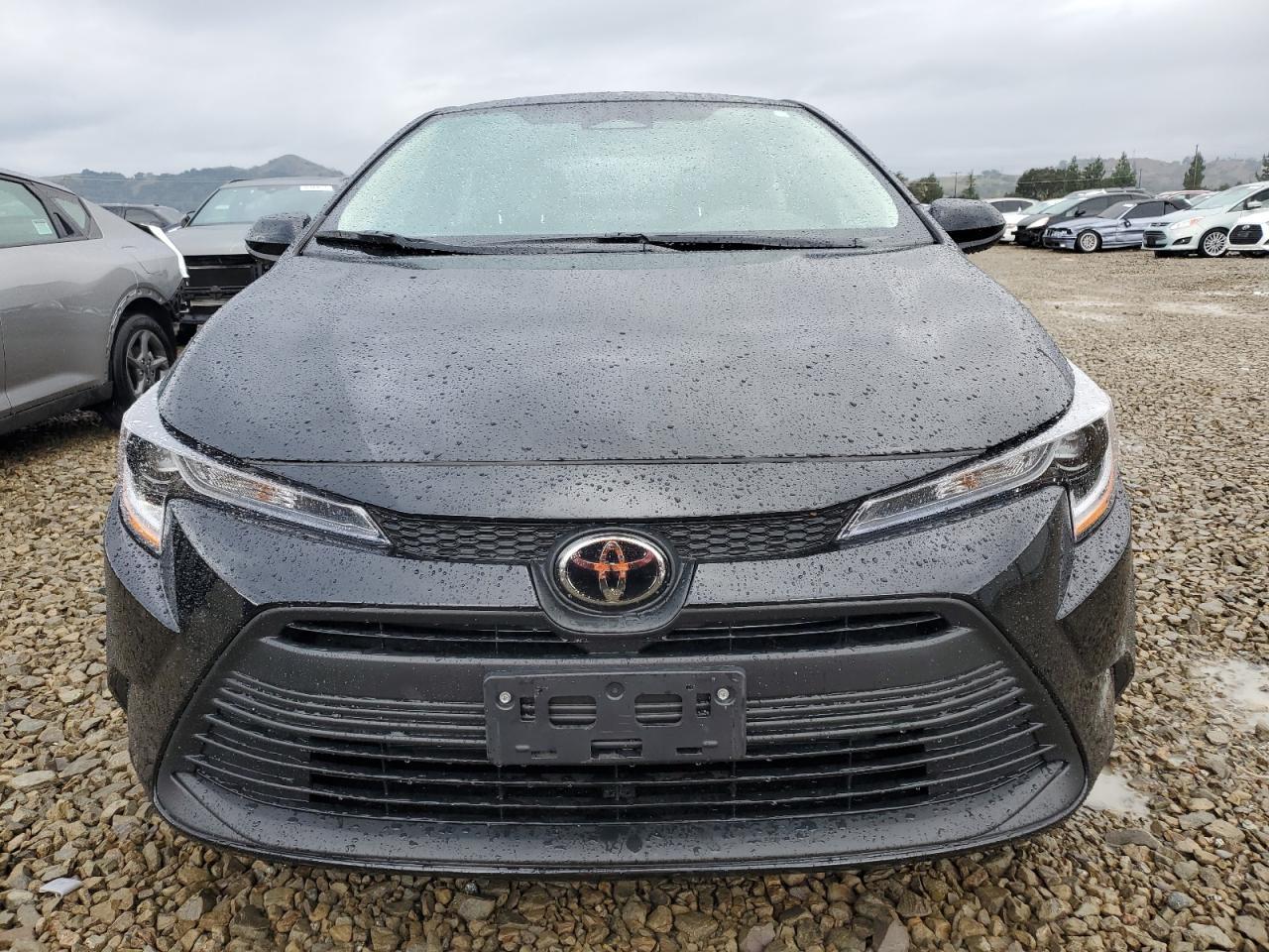 2025 TOYOTA COROLLA