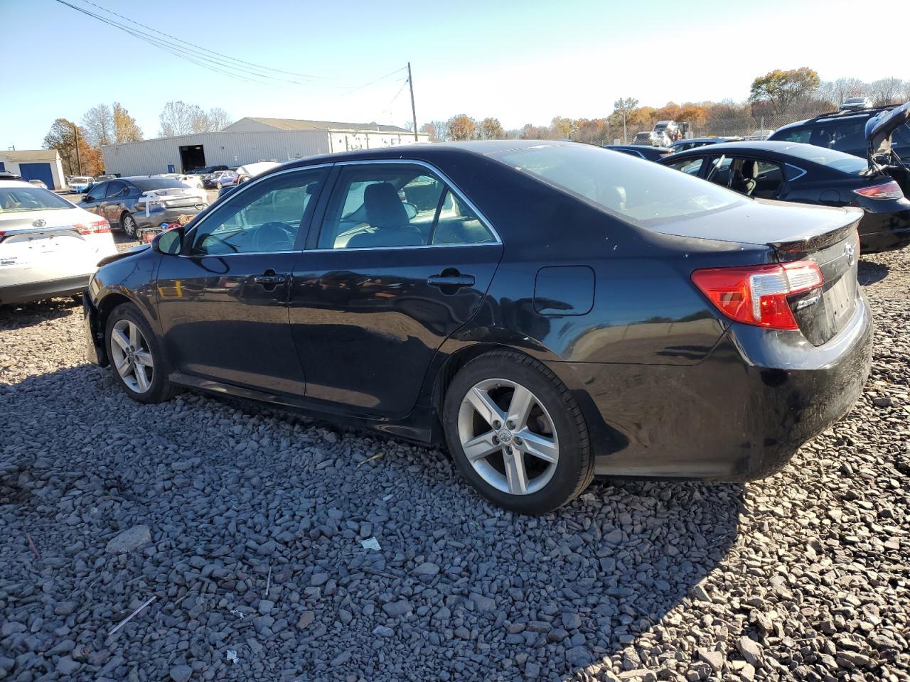 2012 TOYOTA CAMRY