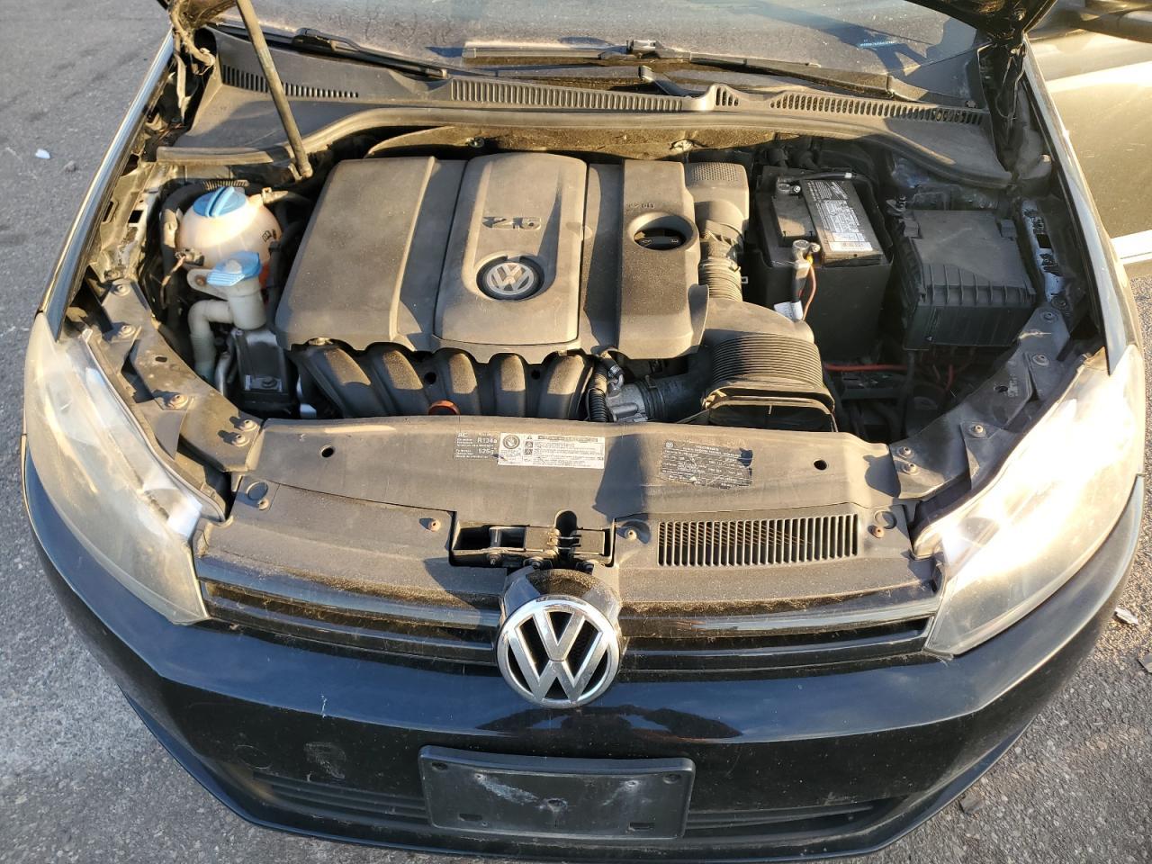 2010 VOLKSWAGEN GOLF