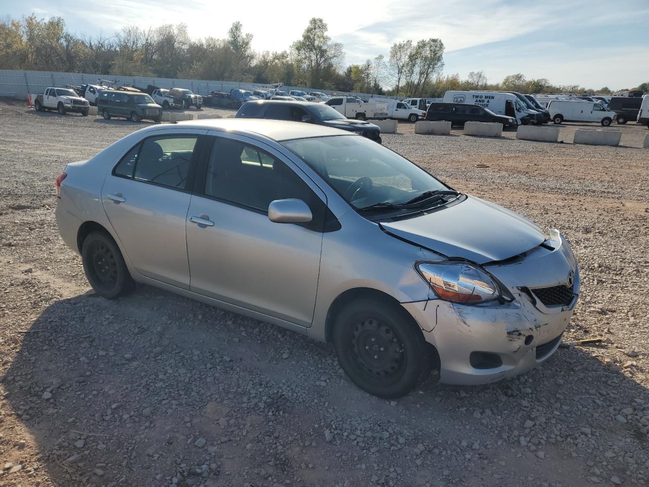 2012 TOYOTA YARIS