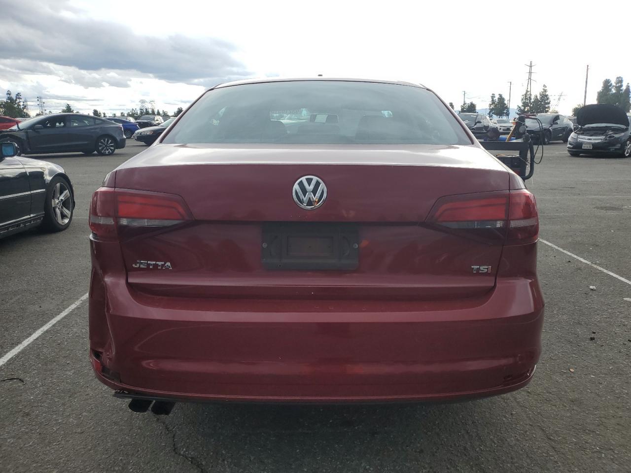 2016 VOLKSWAGEN JETTA