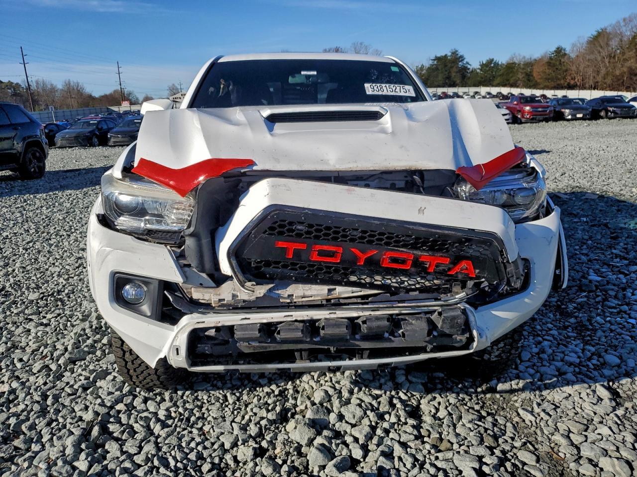 2016 TOYOTA TACOMA