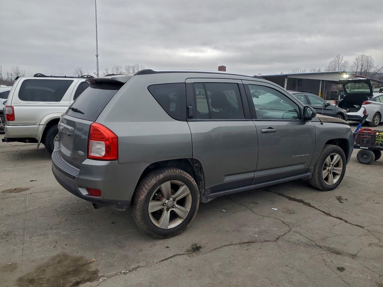 2013 JEEP Compass