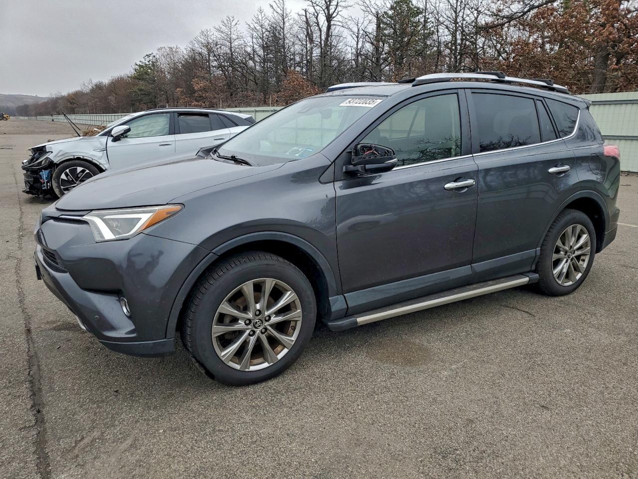 2016 TOYOTA RAV4