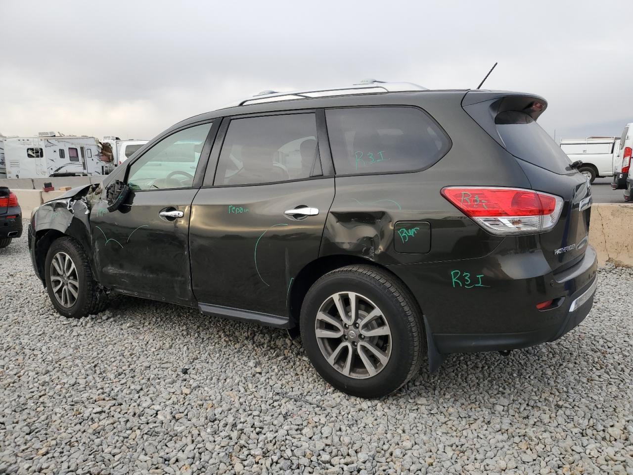 2016 NISSAN PATHFINDER