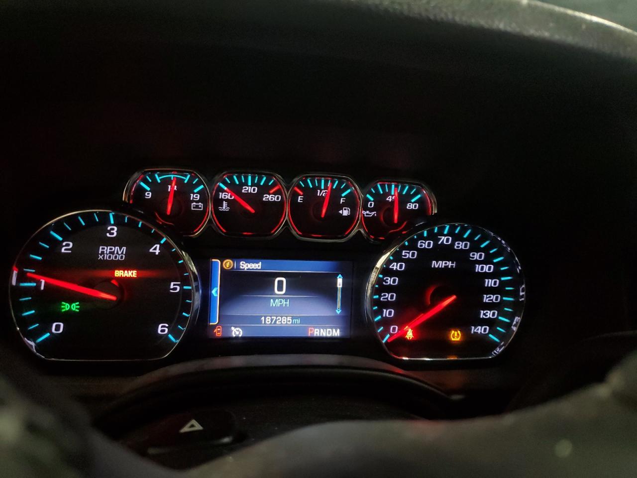 2015 CHEVROLET Suburban