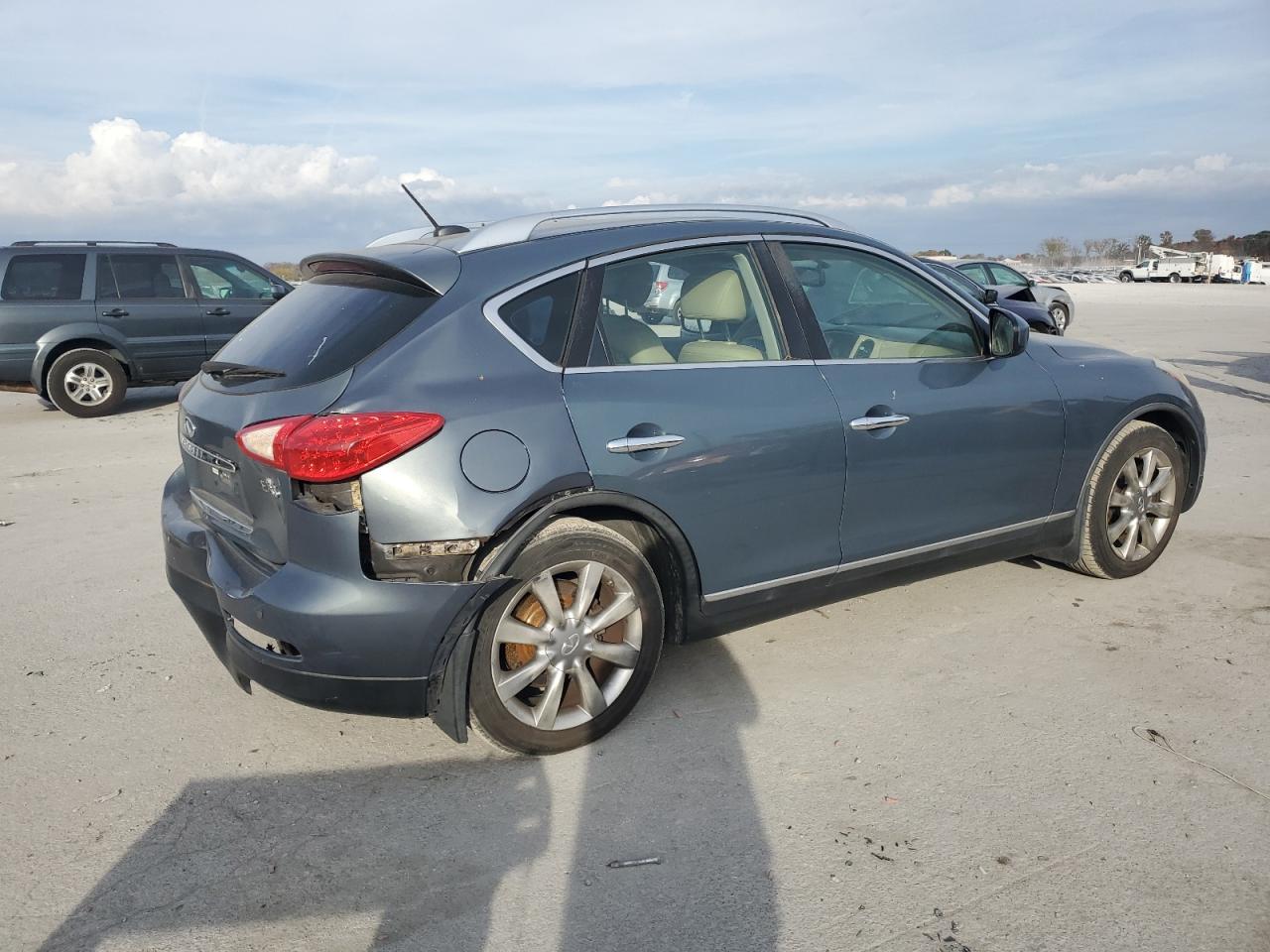 2008 INFINITI EX35