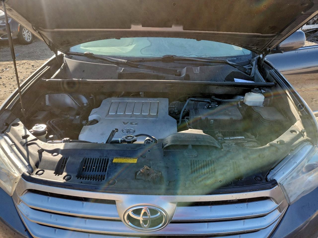 2012 TOYOTA HIGHLANDER