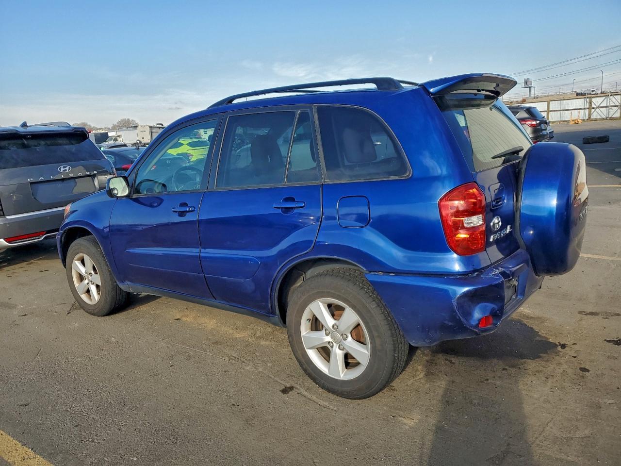 2004 TOYOTA RAV4