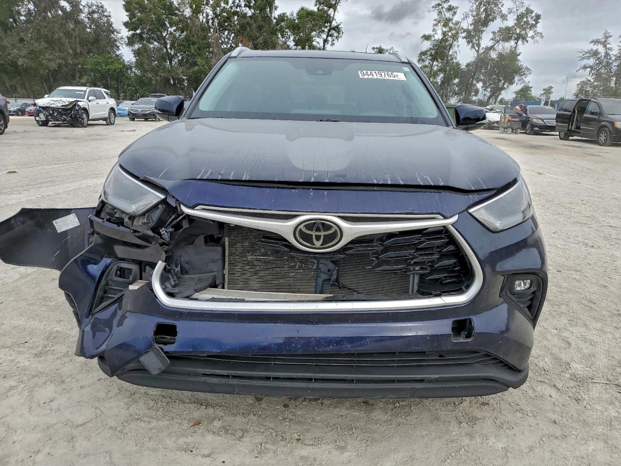 2023 TOYOTA HIGHLANDER