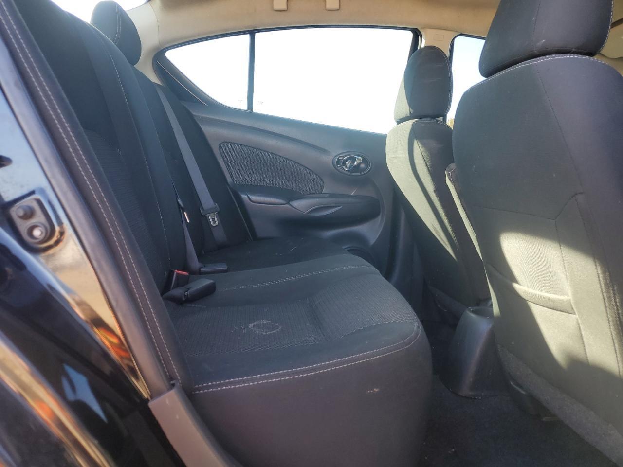 2018 NISSAN VERSA