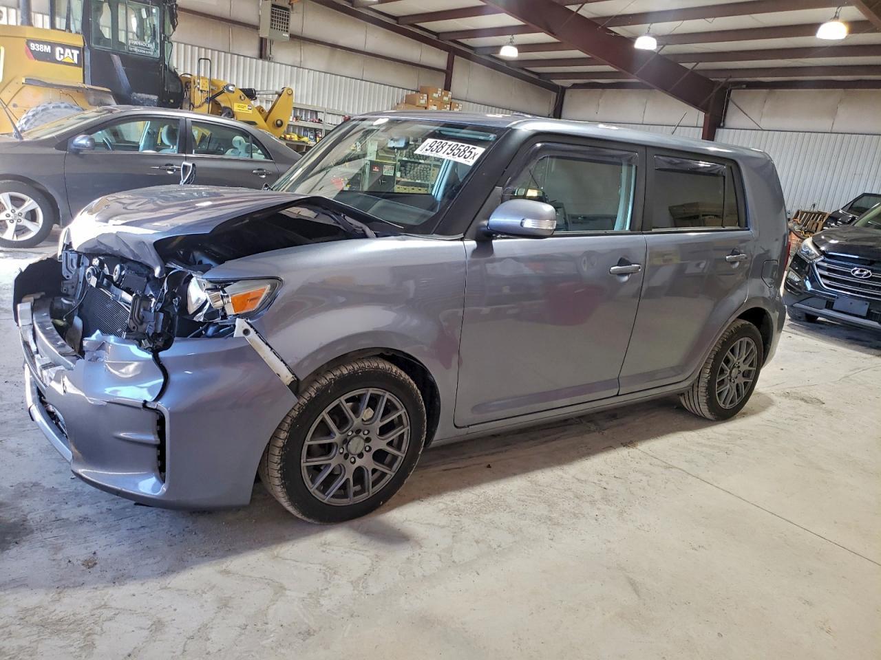 2012 TOYOTA SCION