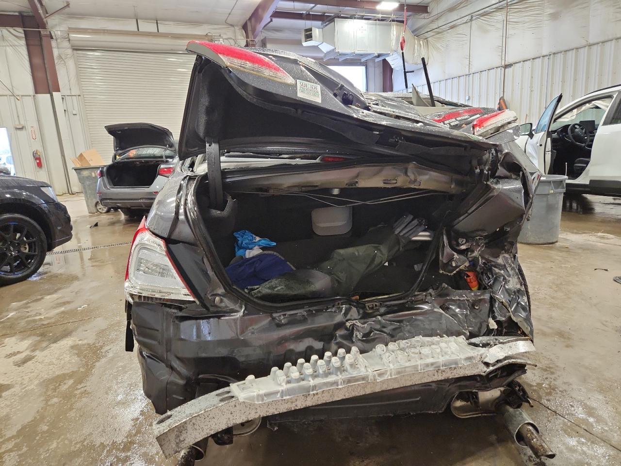 2011 TOYOTA Avalon