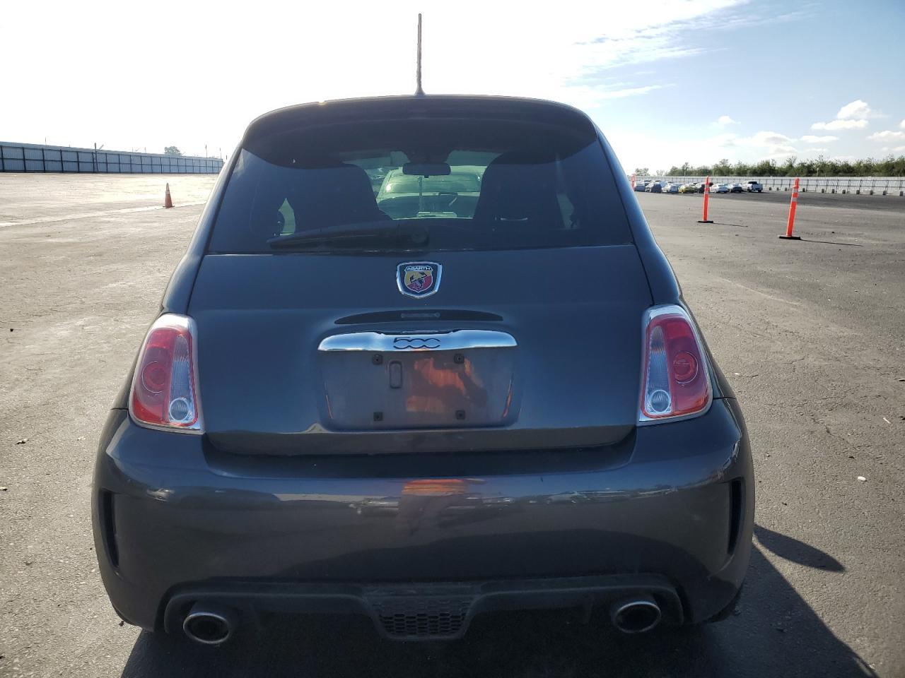 2015 FIAT 500
