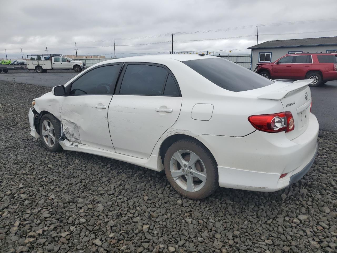 2011 TOYOTA COROLLA