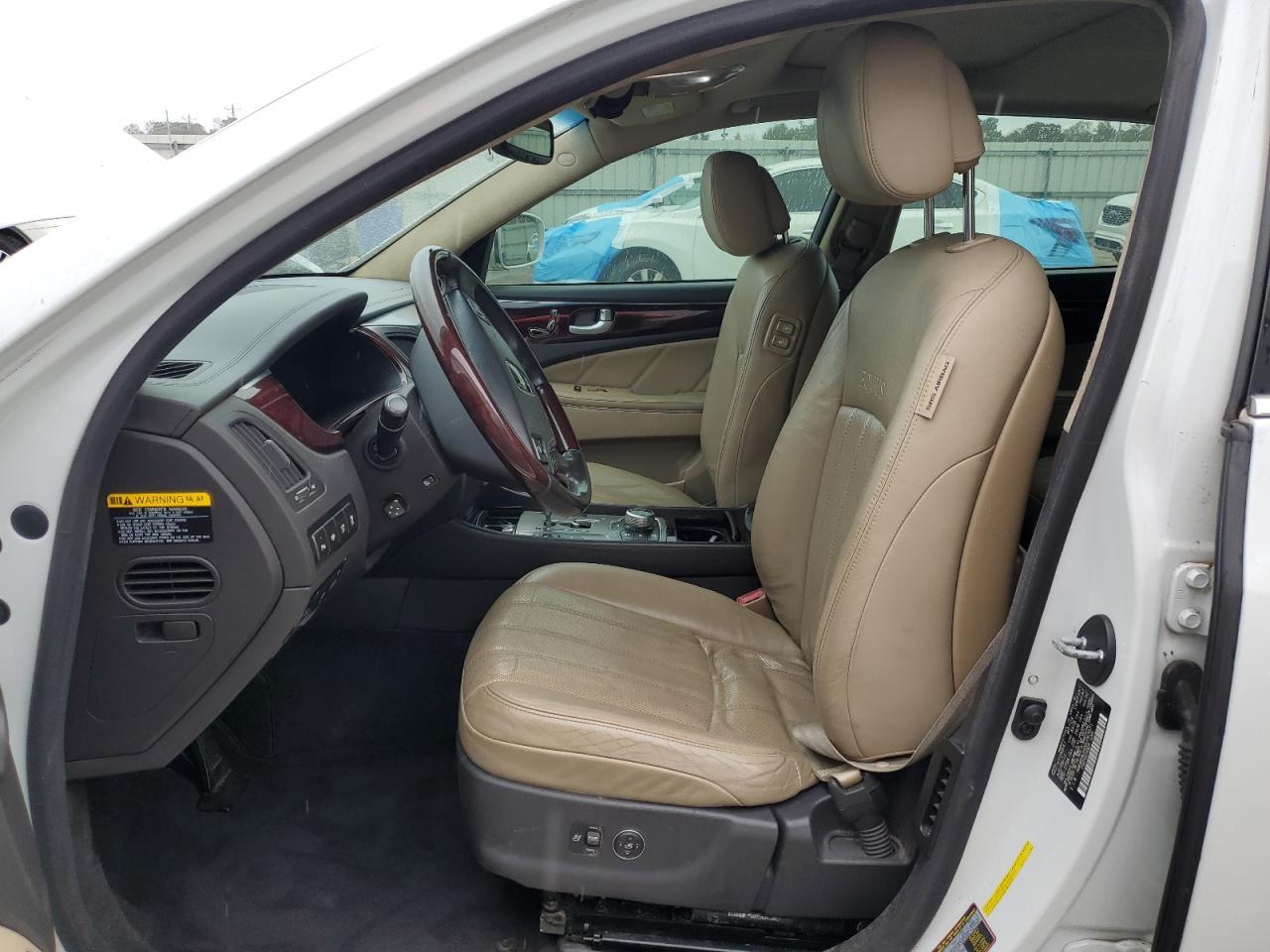 2013 HYUNDAI Equus