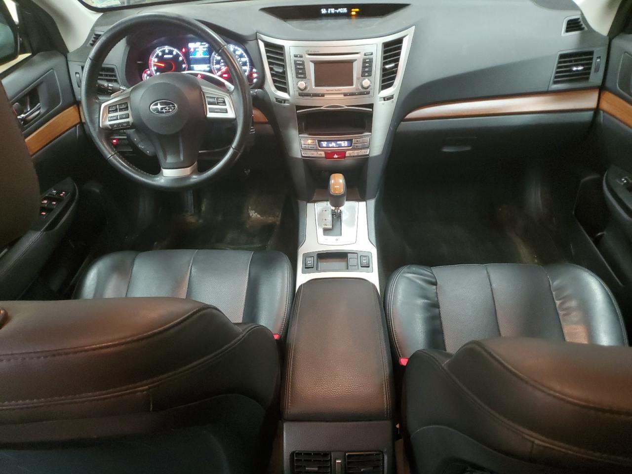 2013 SUBARU Outback