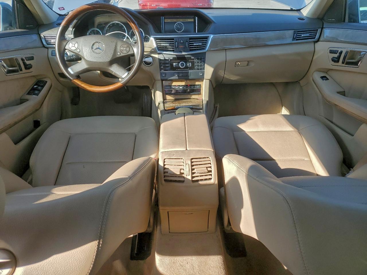 2011 MERCEDES-BENZ E-Class