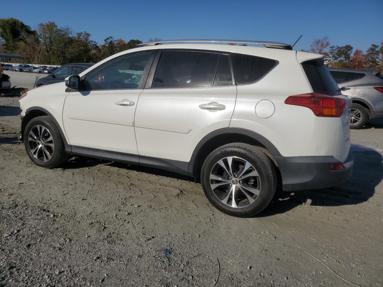 2015 TOYOTA RAV4