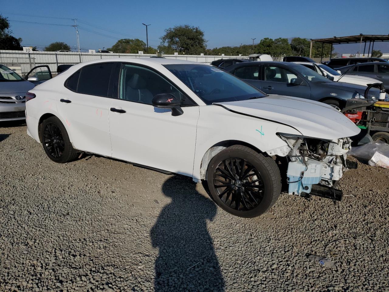 2019 TOYOTA CAMRY