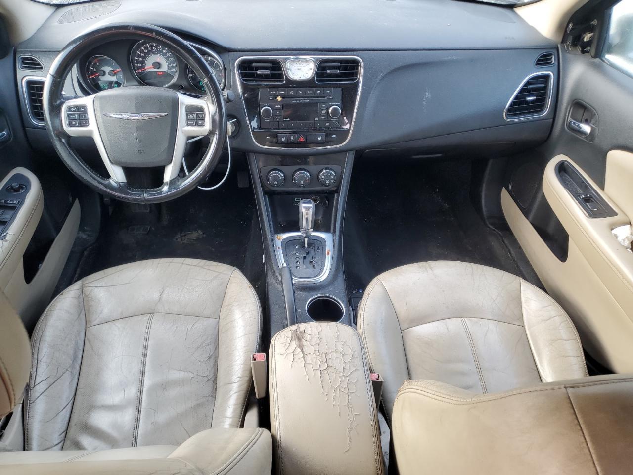 2013 CHRYSLER 200